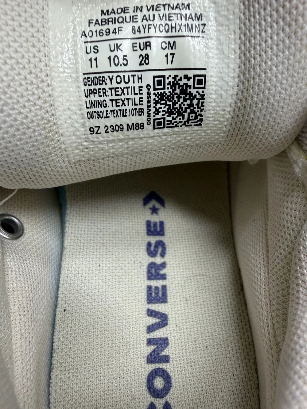 Converse Kids' White Canvas Low-Top Sneakers - All Star Sz. 11y